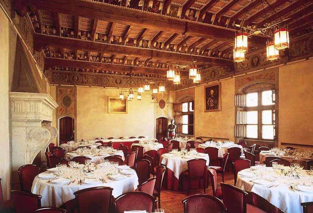 Castello Di Pavone Hotel Pavone Canavese Bagian luar foto