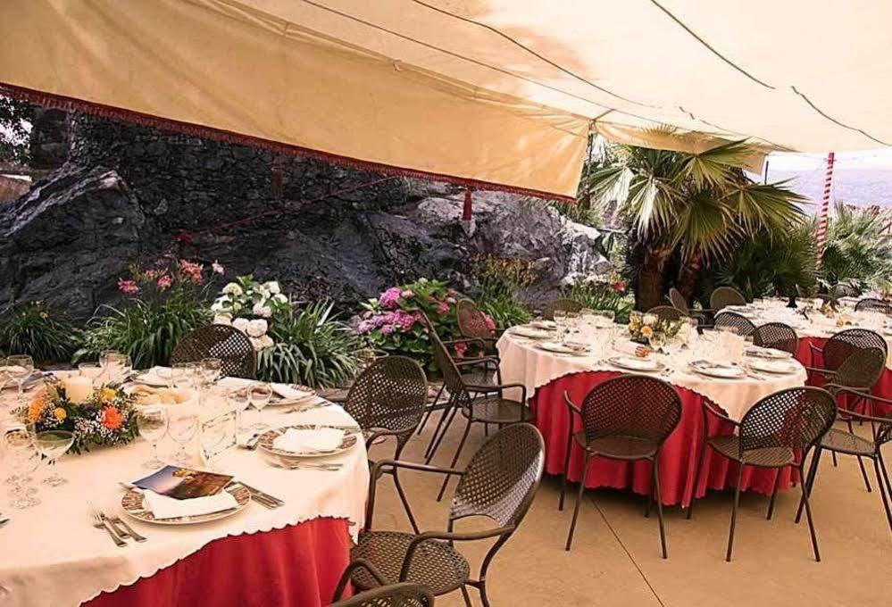 Castello Di Pavone Hotel Pavone Canavese Bagian luar foto